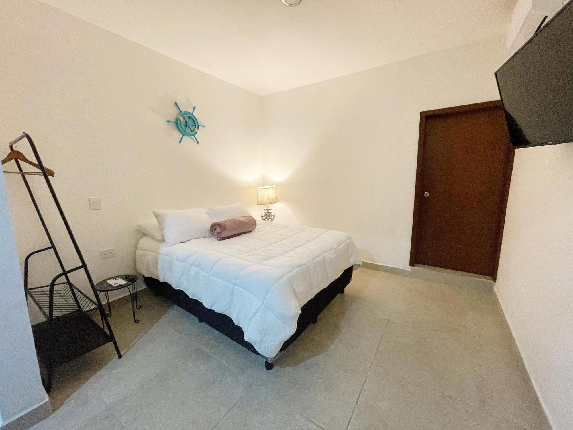 Departamentos Dos21 Villa Mazatlan Bagian luar foto